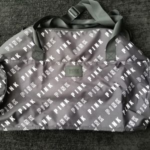 NWOT VICTORIA  SECRET PINK DUFFLE